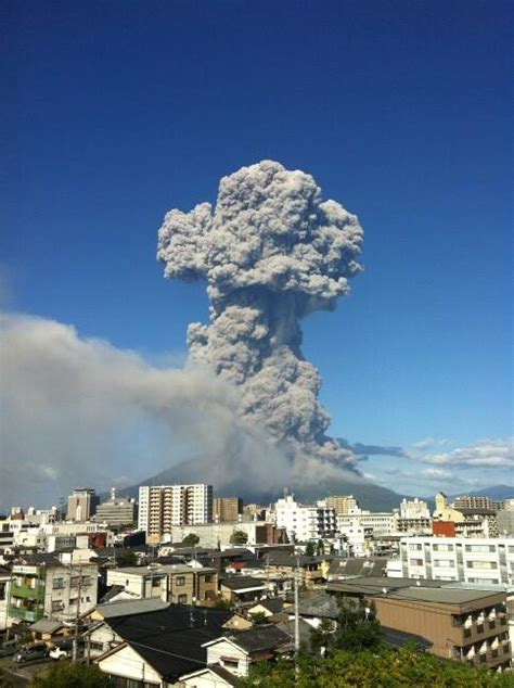 Sakurajima’s 500th eruption this year goes off with a bang and a huge ...