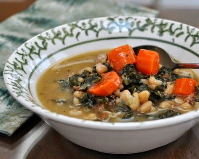 Day 326: Bean & Lacinato Kale Soup ♥ | A Veggie Venture: Day 326: Bean & Lacinato Kale Soup ♥