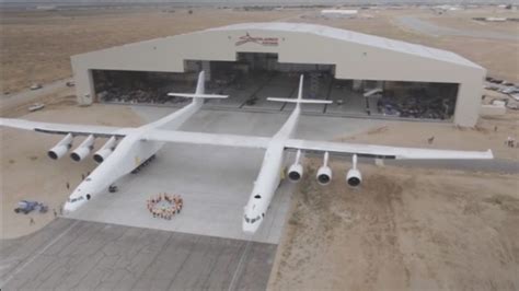 WATCH | Huge twin-fuselage Stratolaunch plane leaves hangar for fuel tests