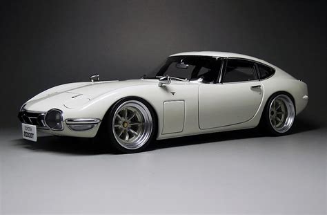 Toyota 2000GT w/Watanabes - Farmofminds