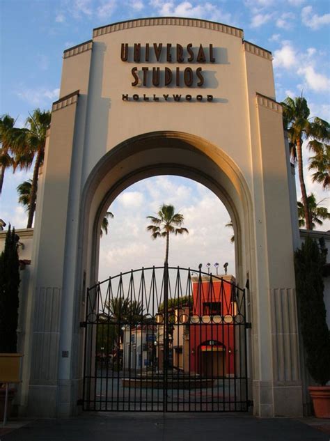 Universal Studios Hollywood, California - Map, Facts, Location, Best ...