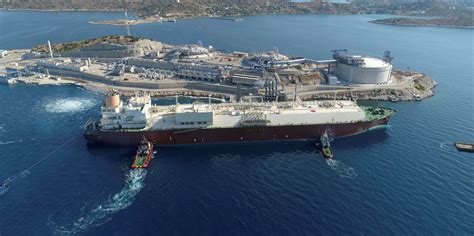 Qatar makes first call on owners for its huge haul of LNG carriers | TradeWinds