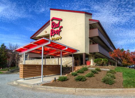 Red Roof PLUS+ Baltimore BWI Airport- Linthicum Heights, MD Hotels ...