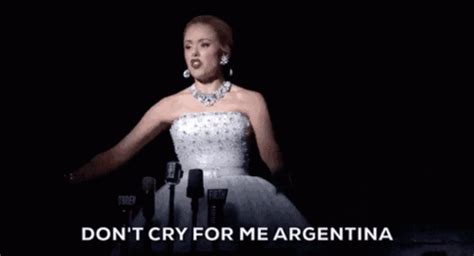 Dont Cry For Me Argentina Evita GIF - Dont Cry For Me Argentina Evita Peron - Discover & Share GIFs