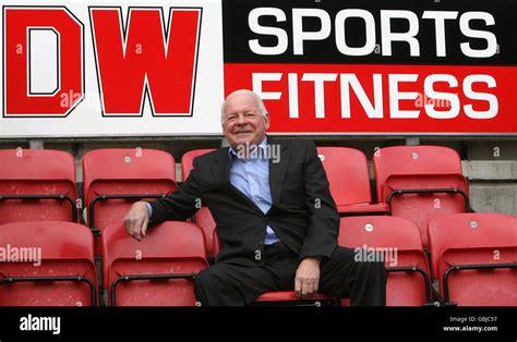 Wigan athletic owner dave whelan hi-res stock photography and images - Alamy