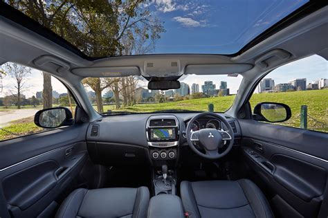 2015 Mitsubishi ASX-interior