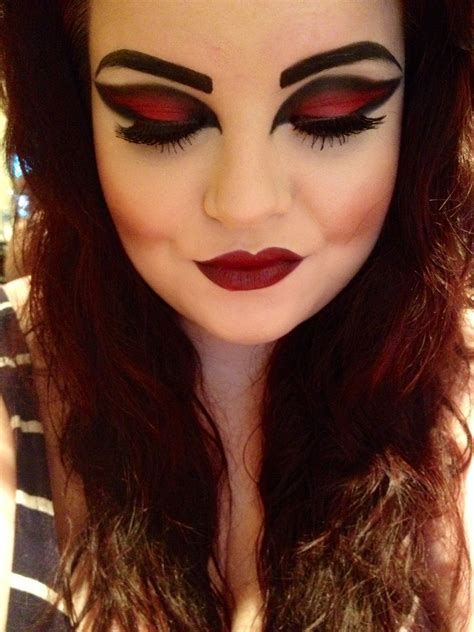 10 Great Devil Makeup Ideas For Women 2024