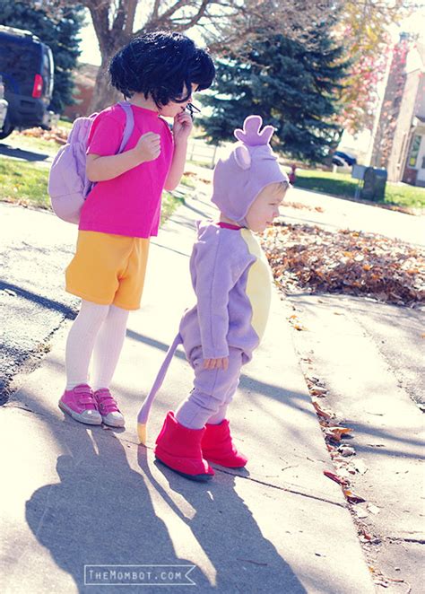 Dora & Boots say "Happy Halloween!" - The Mombot