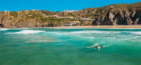 Surfing in Algarve, Portugal in Spring: What's it like?