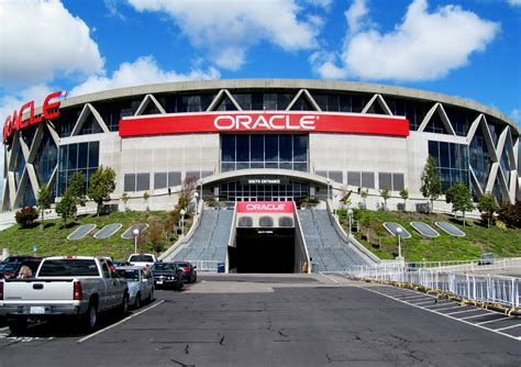 Oakland Arena | Oracle Arena. South parking lot entrance | Rob Corder ...