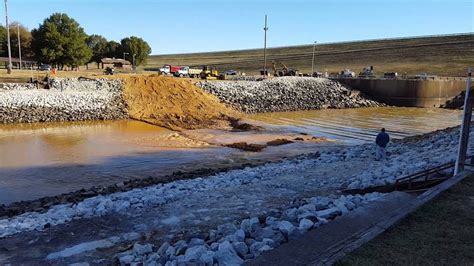 Grenada Lake Spillway Refill - YouTube