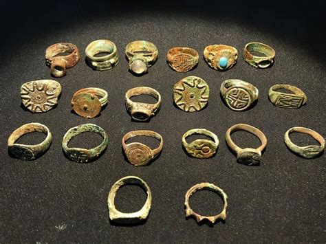 Ancient egyptian jewelry, Ancient roman jewelry, Ancient jewelry