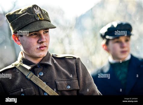 Polish soldier wwii hi-res stock photography and images - Alamy