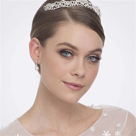 Classic Bridal Makeup Tutorial | jane iredale - Jane Iredale