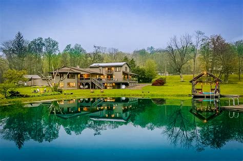 13 New York Lake House Rentals: Top Lakefront Cabins in Upstate NY