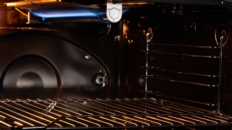 Oven Smells Like Gas? Here’s How to Fix It - Authorized Service