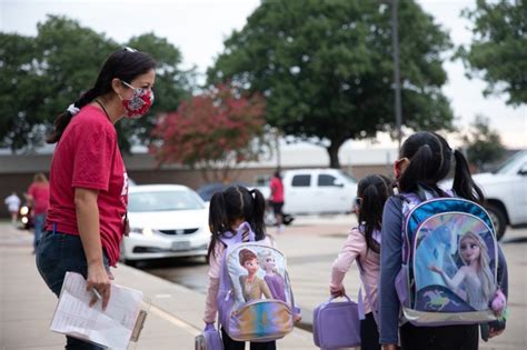 Gallery: Plano ISD students return to campuses after a seven-month ...