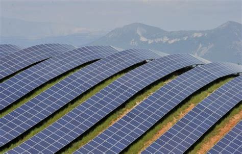 France launches vast solar panel array