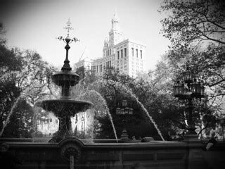 "City Hall Fountain" | New York City, Manhattan, Black & Whi… | Flickr