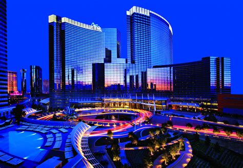 3 Hotels for a High Rollin’ Las Vegas Getaway | GOGO Vacations Blog