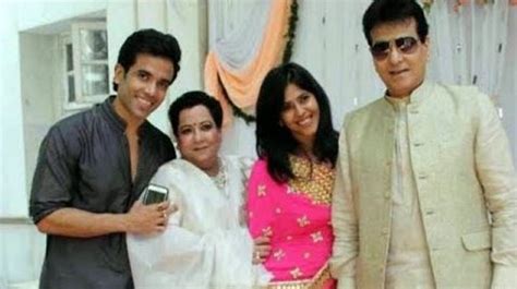 Shobha Kapoor Wiki, Age, Husband, Family, Biography - WikiBio