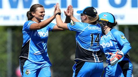 Fantasy Tips -Hobart Hurricanes Women vs Adelaide Strikers Women, WBBL ...