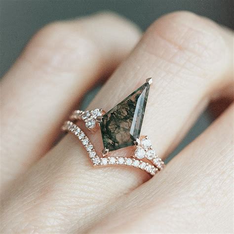 Geometric Moss Agate Chevron Diamond Ring Set | Praise Wedding Shop ...