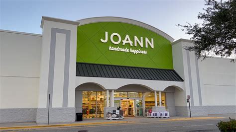 Shop with Me at JOANN Fabrics (1st Time in YEARS!) – Sewing Report