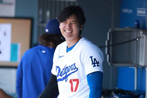 Shohei Ohtani Merchandise Guide for First Dodgers Bobblehead Night at Dodger Stadium | Dodgers ...