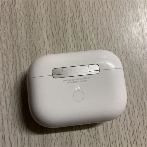 AirPod Pro A2190 - メルカリ