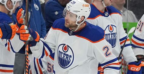 Only three active players have scored 300 goals faster than Oilers ...