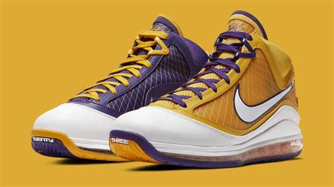 OFFICIAL LOOK AT THE NIKE LEBRON 7 "LAKERS" | DailySole