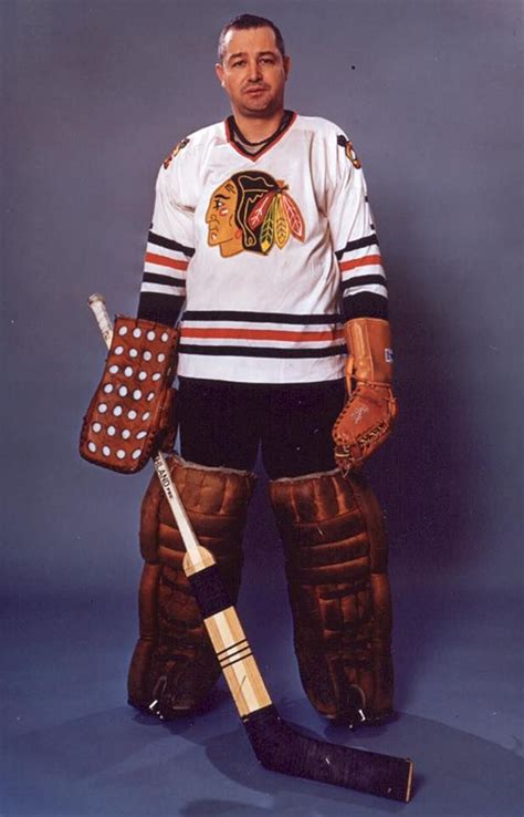 Blackhawks legend “Mr. Goalie” Glenn Hall | Chicago blackhawks hockey ...