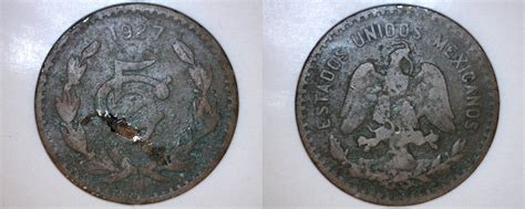 1927 Mexican 5 Centavo World Coin - Mexico