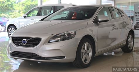 Volvo V40 T4 with Drive-E 2.0, limited units – RM176k 2016-volvo-v40-t4-drive-e- 002 - Paul Tan ...