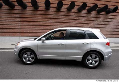 ARE YOU IN ACURA'S DEMOGRAPHIC? / Small SUV is aimed at 30ish ...