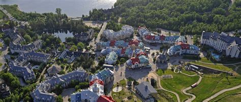 "Fairmont Tremblant" - Luxury Hotel in "Mont Tremblant" - Fairmont ...