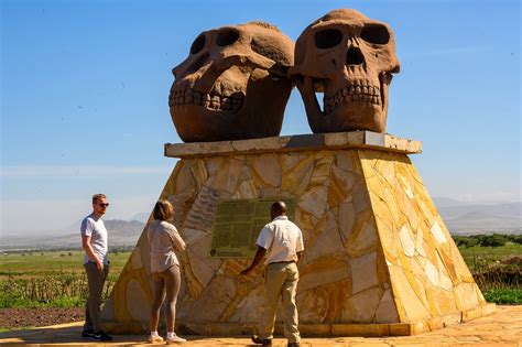 Olduvai Gorge Museum – Pumbaa Africa Expeditions