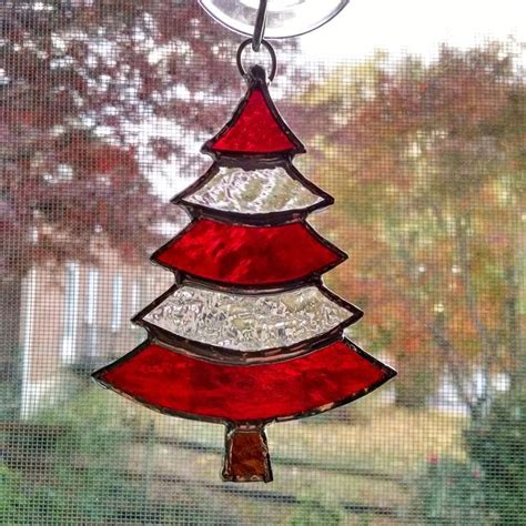 25+ unique Stained glass christmas ideas on Pinterest | Stained glass ...