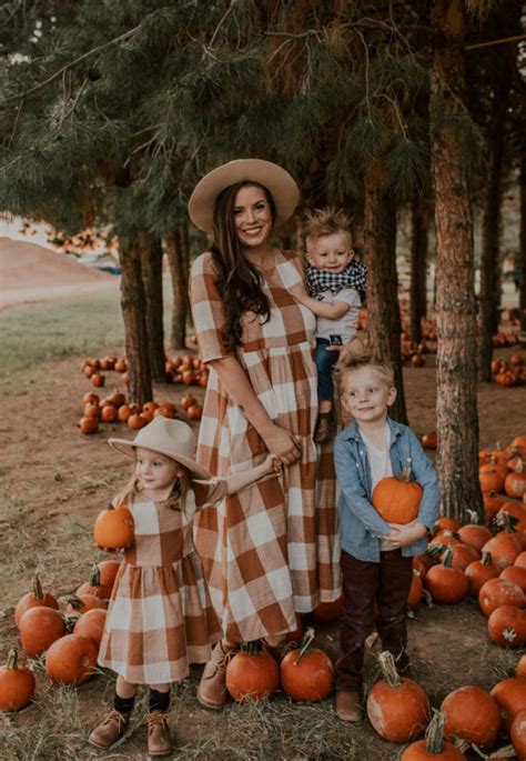 Family Outfits For The Pumpkin Patch - Whitney Irene