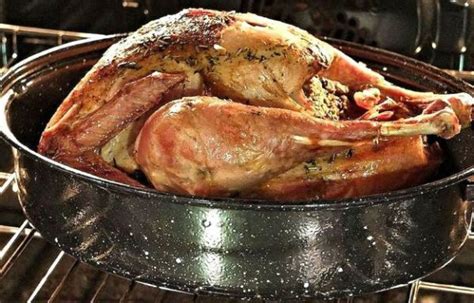 Try This Alton Brown Turkey Brine Recipe For An Amazing Thanksgiving