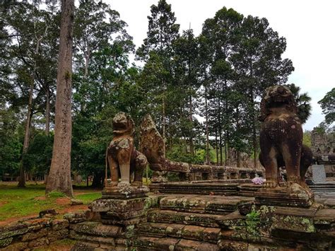 Abandoned Temples in Siem Reap, Cambodia