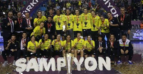 Istanbul basketball team Fenerbahçe wins Women's Turkish Cup | Daily Sabah