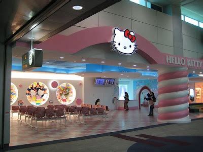 Hello Kitty Lounge at Taoyuan International Airport | Destroy Hello Kitty