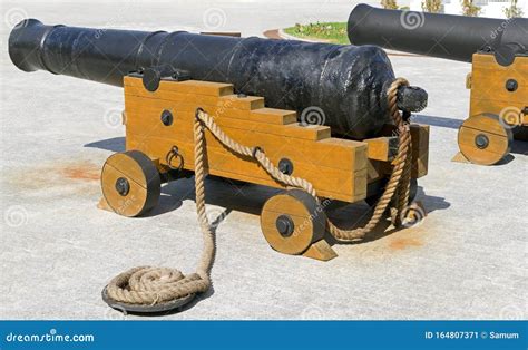 Old Ship Cannons in the Museum Editorial Photo - Image of antique, fort: 164807371