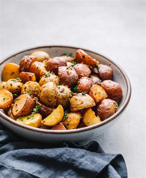 Roasted Baby Potatoes with Rosemary and Garlic - Posh Journal