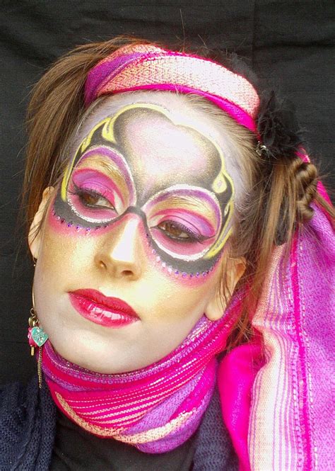 Circus Inspired Make-up | Different makeup looks, Costume makeup, Hair makeup