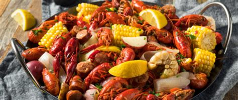 Select Whole Cooked Crawfish - 5lbs - Acadia Crawfish