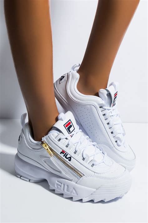 FILA WOMENS DISRUPTOR II ZIPPER CHUNKY SNEAKER IN WHITE | Zapatos ...