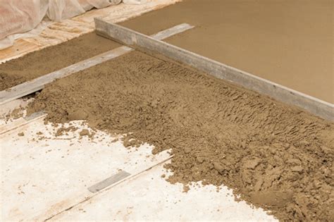 Screeding a Floor - DIY Step-by-Step - Underfloor Heating Expert